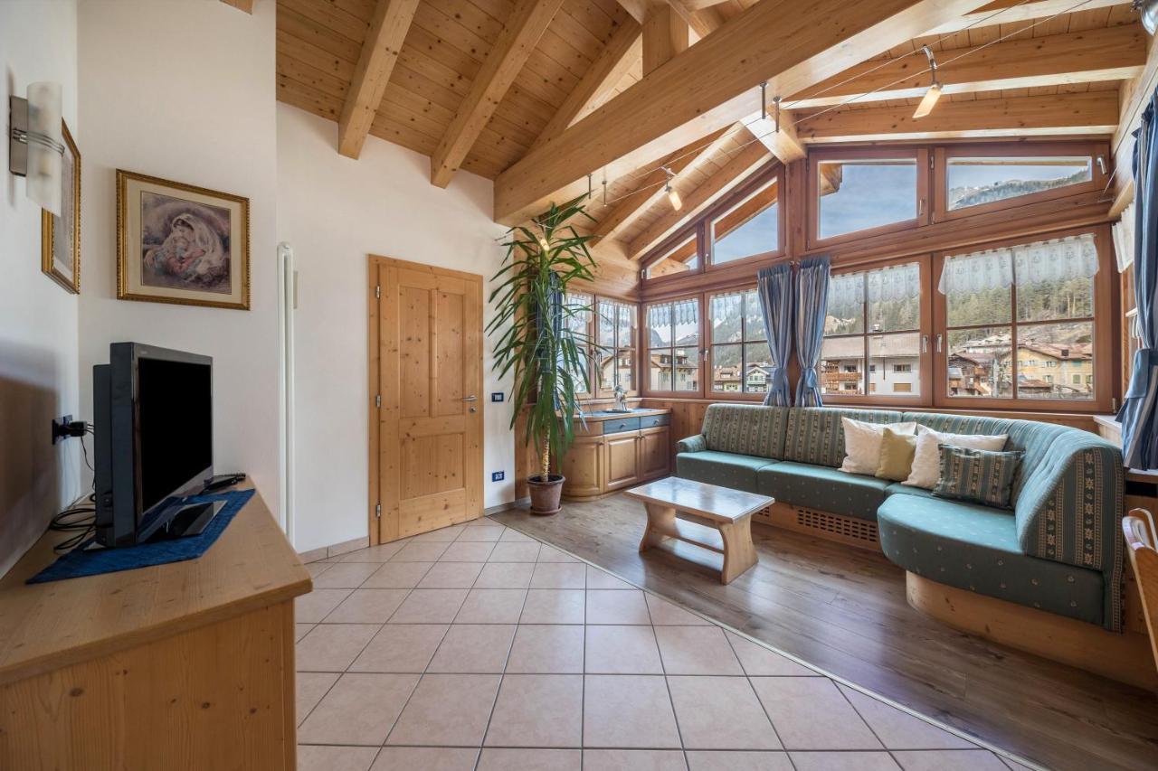 Ferienwohnung Cesa Zapin 1 Canazei Exterior foto