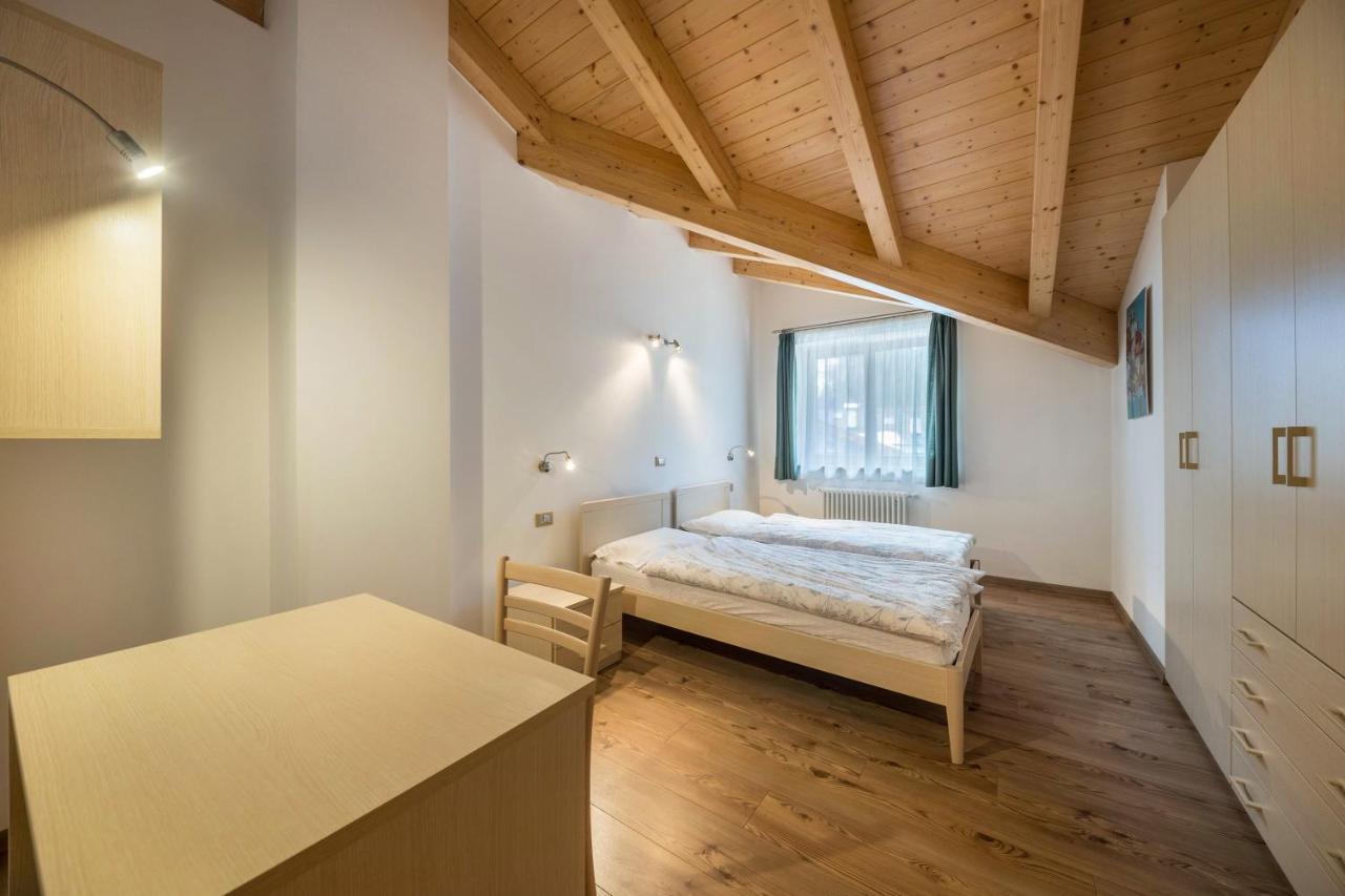 Ferienwohnung Cesa Zapin 1 Canazei Exterior foto